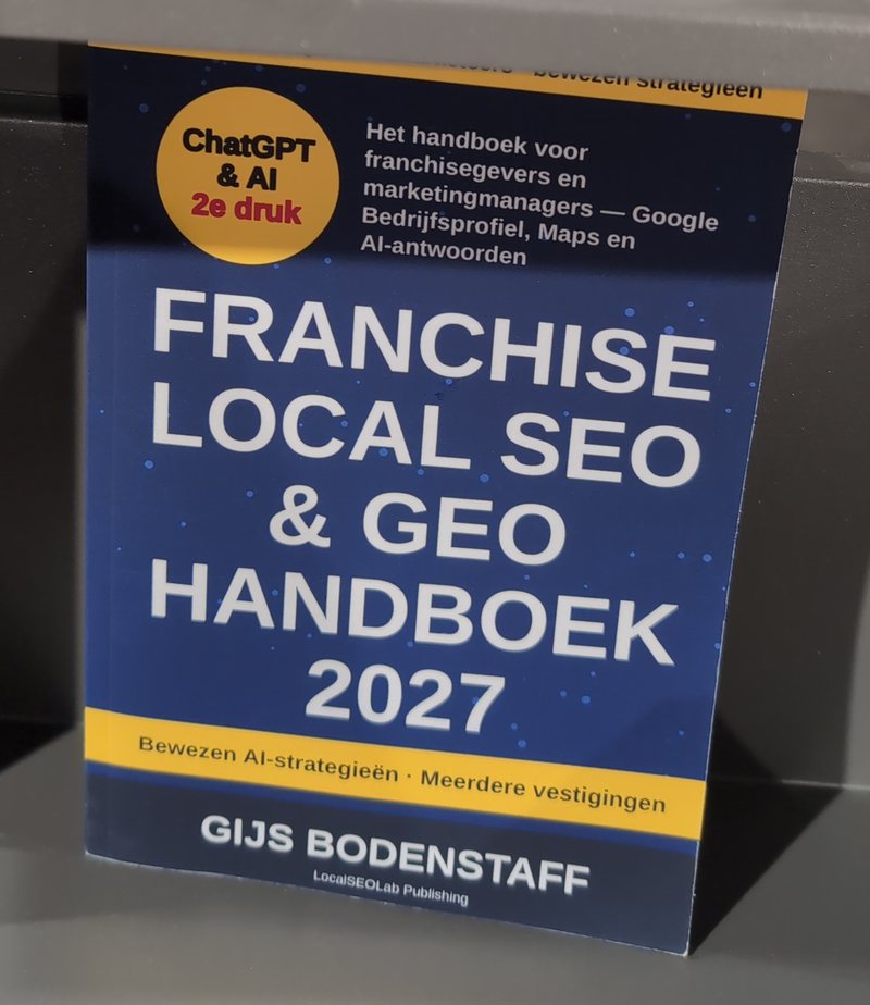 Franchise Local SEO & GEO Handboek 2027 van Gijs Bodenstaff in het boekenschap van een Bruna-winkel